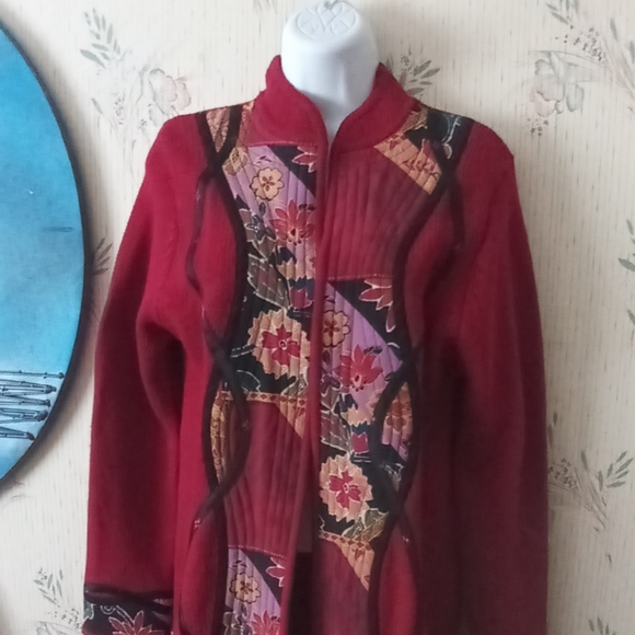 koos of course Jackets & Blazers - Koos of course cardigan sweeter jacket (Xs )silk wool floral embroidery art
